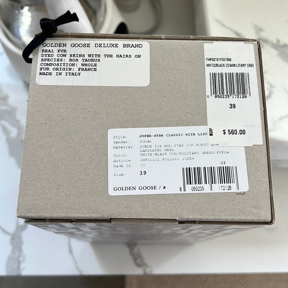 COPY - Brand New Rare Golden Goose Sneakers 39 - Picture 2 of 8